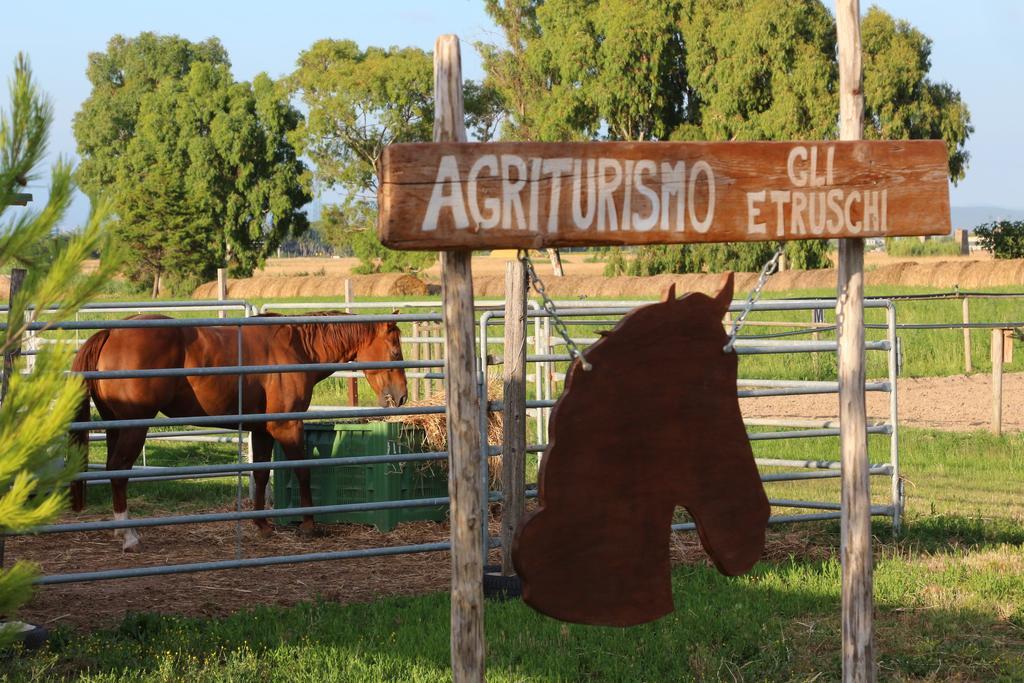 Agriturismo Gli Etruschi Популония Экстерьер фото
