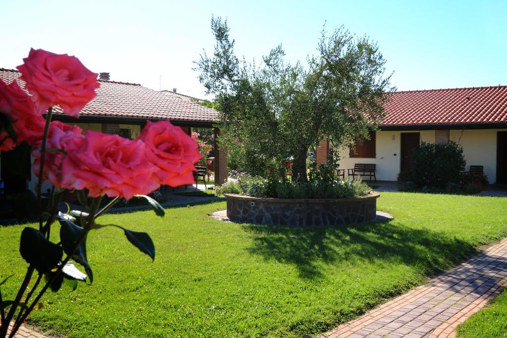 Agriturismo Gli Etruschi Популония Экстерьер фото