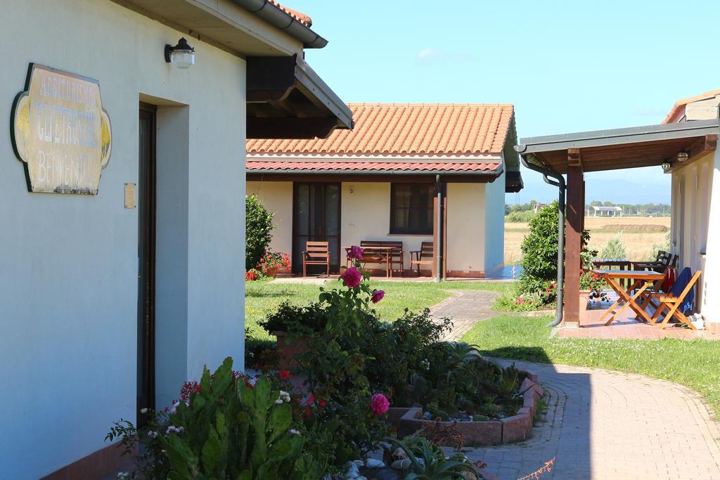 Agriturismo Gli Etruschi Популония Экстерьер фото