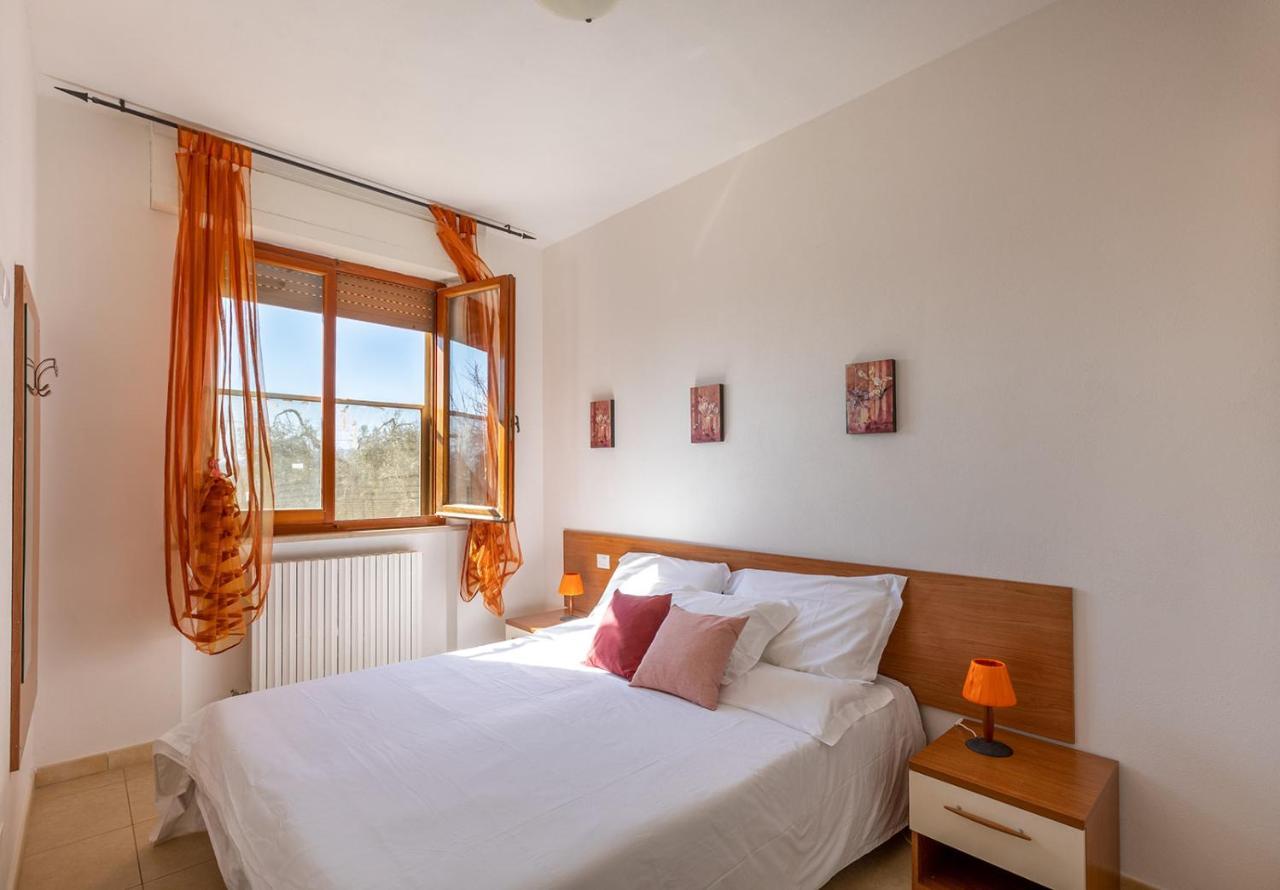 Agriturismo Gli Etruschi Популония Экстерьер фото