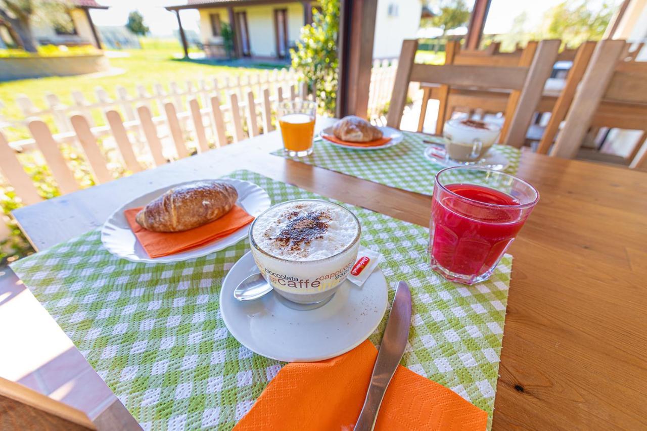 Agriturismo Gli Etruschi Популония Экстерьер фото
